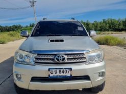 โตโยต้า ฟอร์จูนเนอร์ G 4x4 ราคา 300,000 บาท
